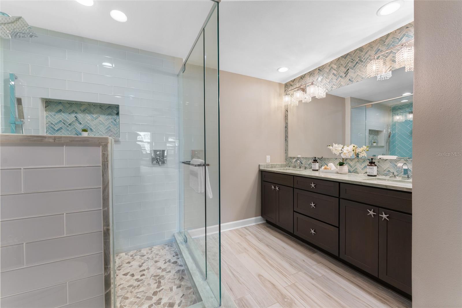 PINELLAS POINT SKYVIEW SHORES - Residential