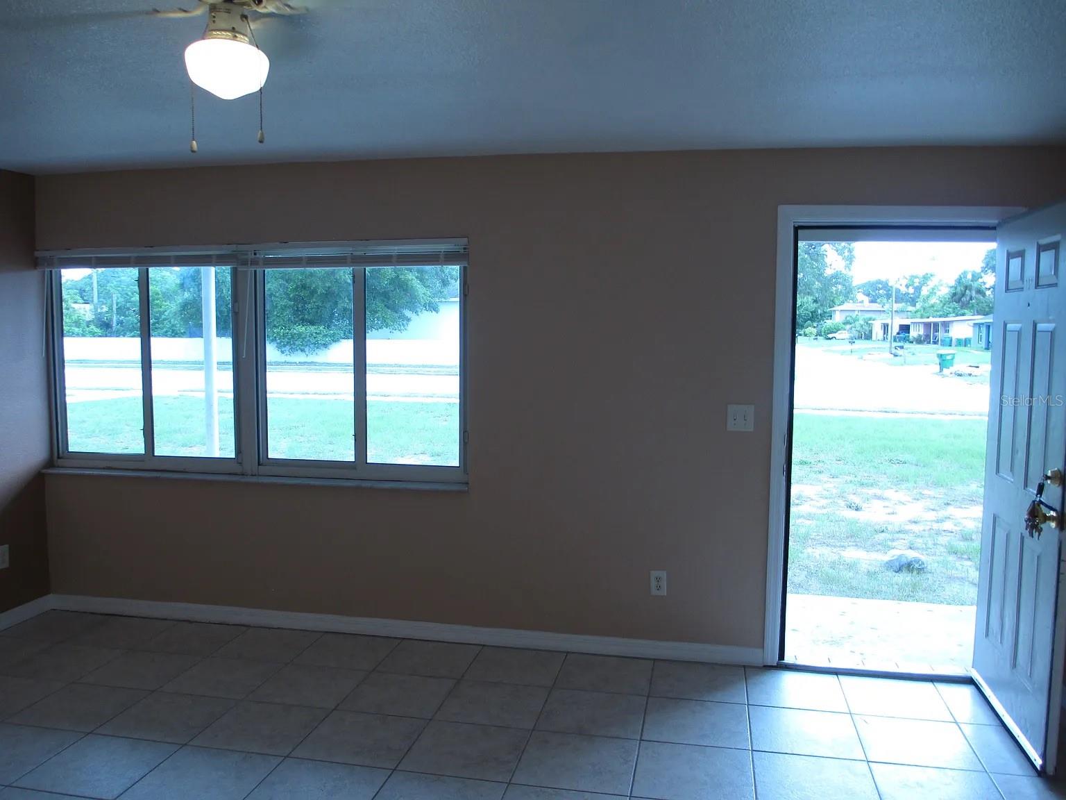 CRESTVIEW ACRES - Residential