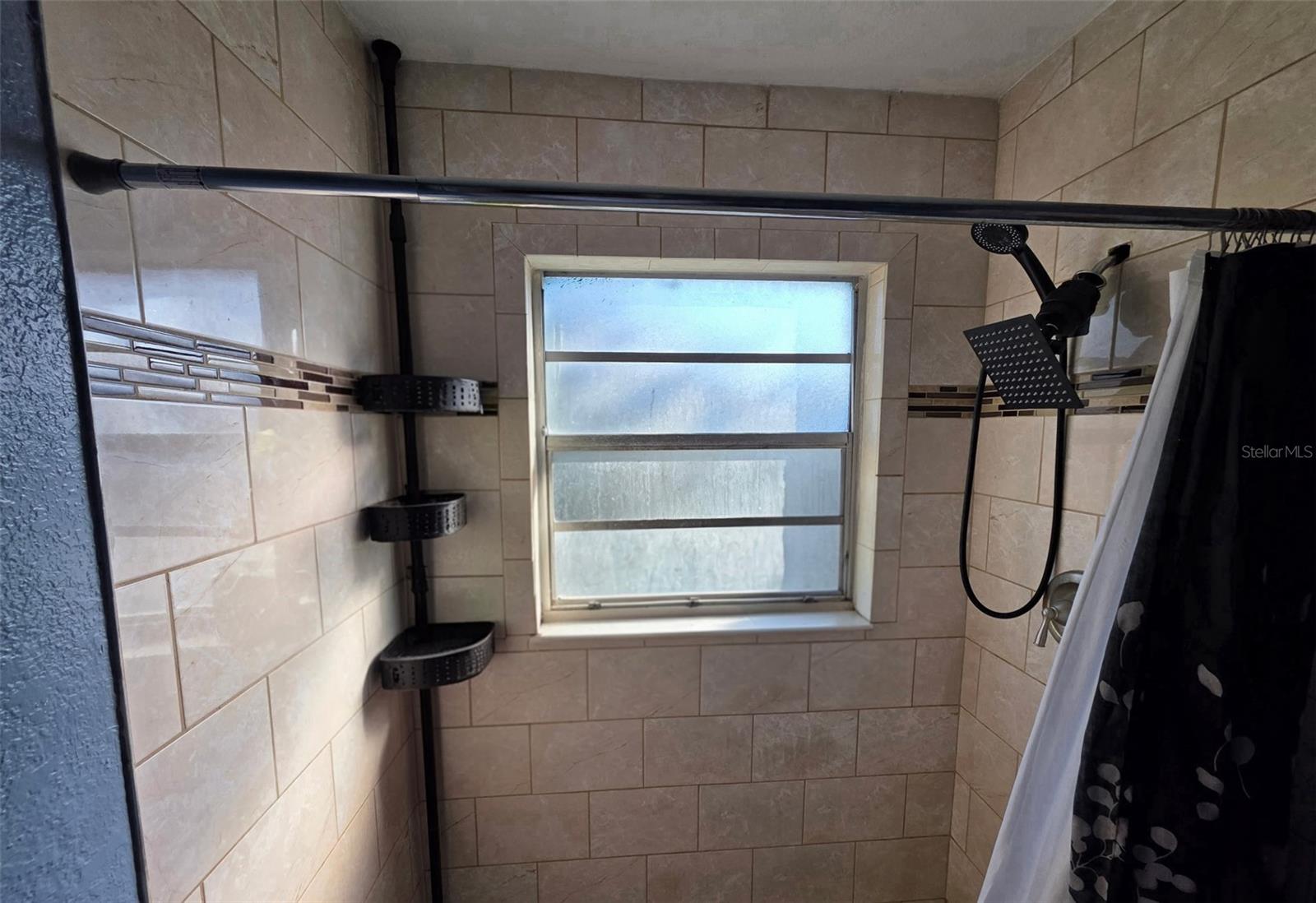 SEVEN SPGS HOMES - Residential