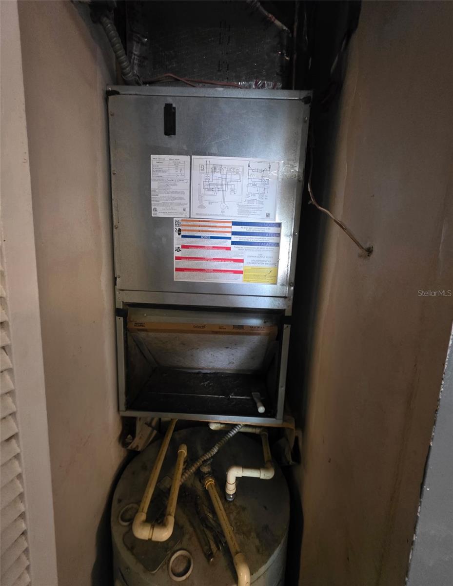 SEVEN SPGS HOMES - Residential