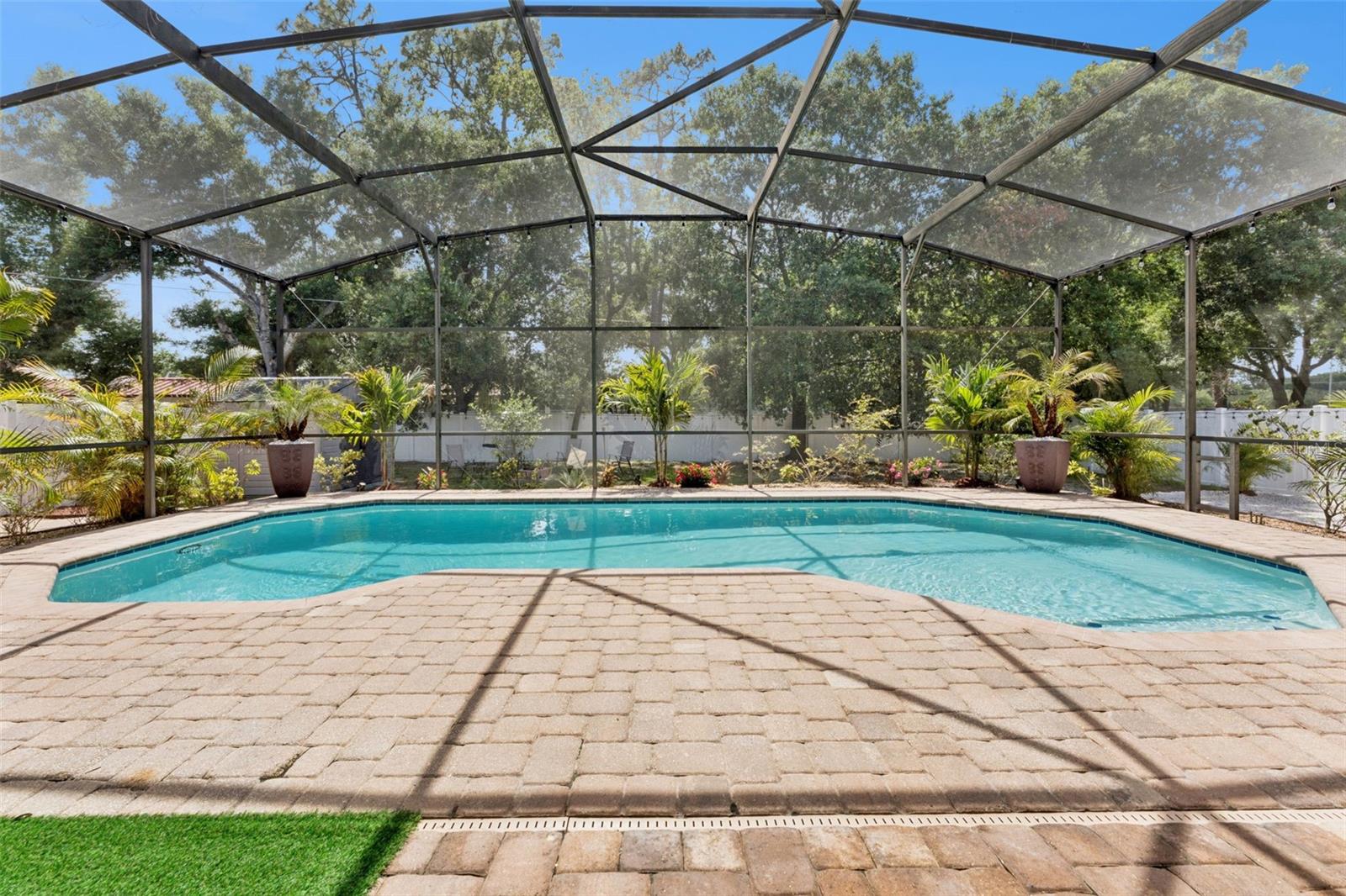 3362 PAISLEY CIRCLE