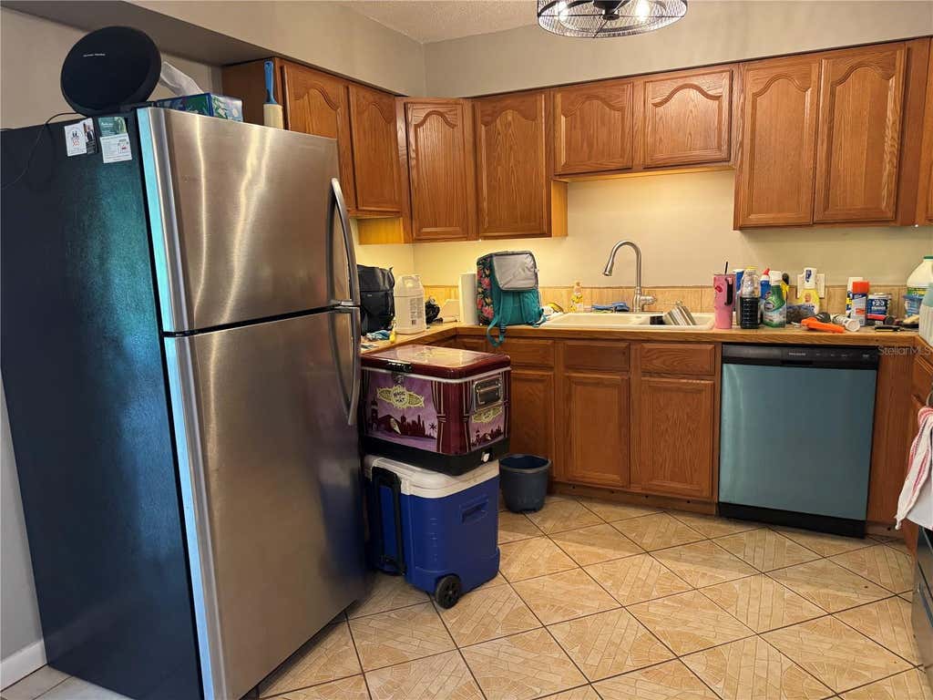 Photo of 1079 Seminole Street, Clermont, FL 34711 (MLS # G5114027)