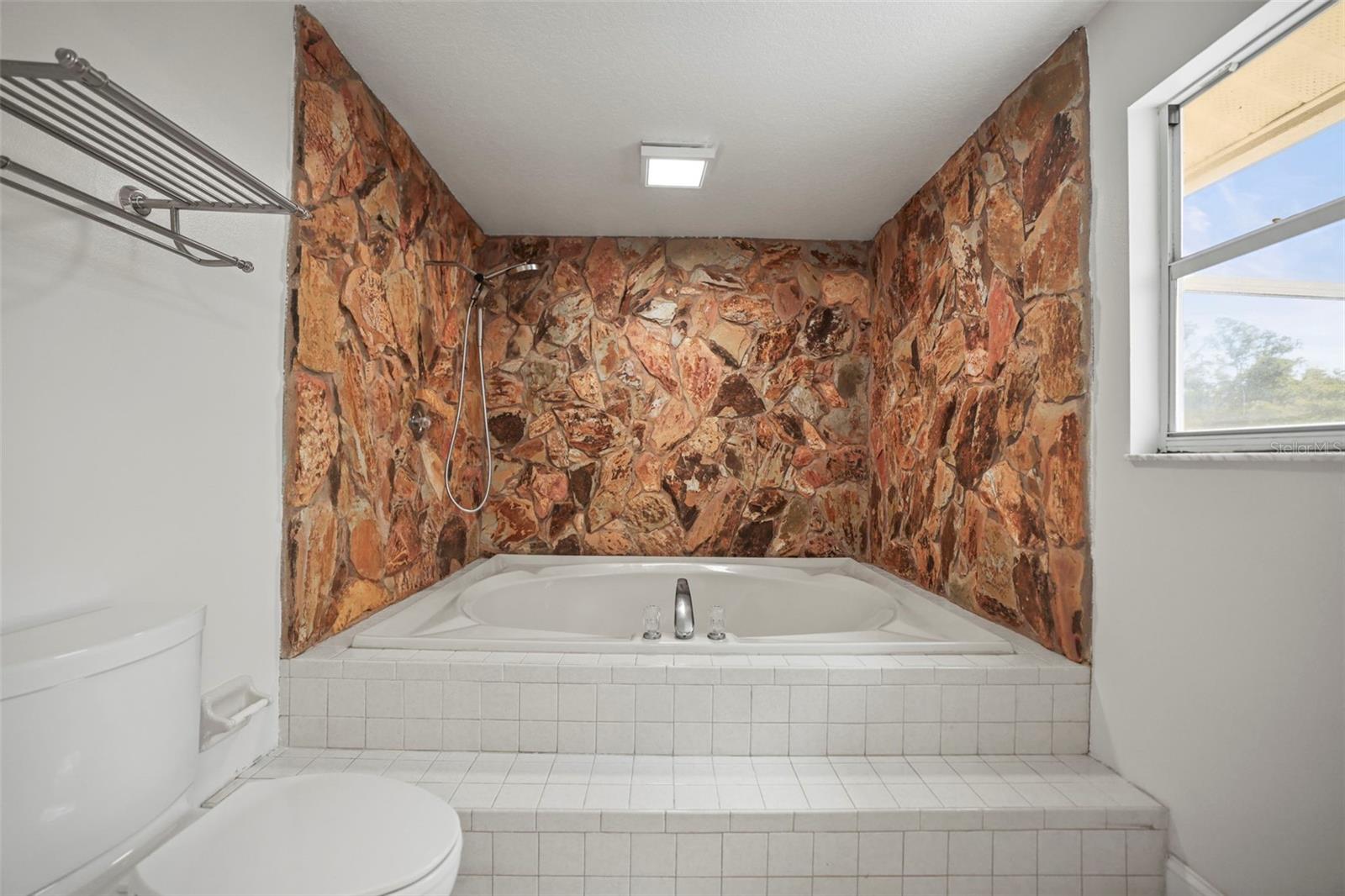 WEATHERSFIELD SUB - Residential Lease