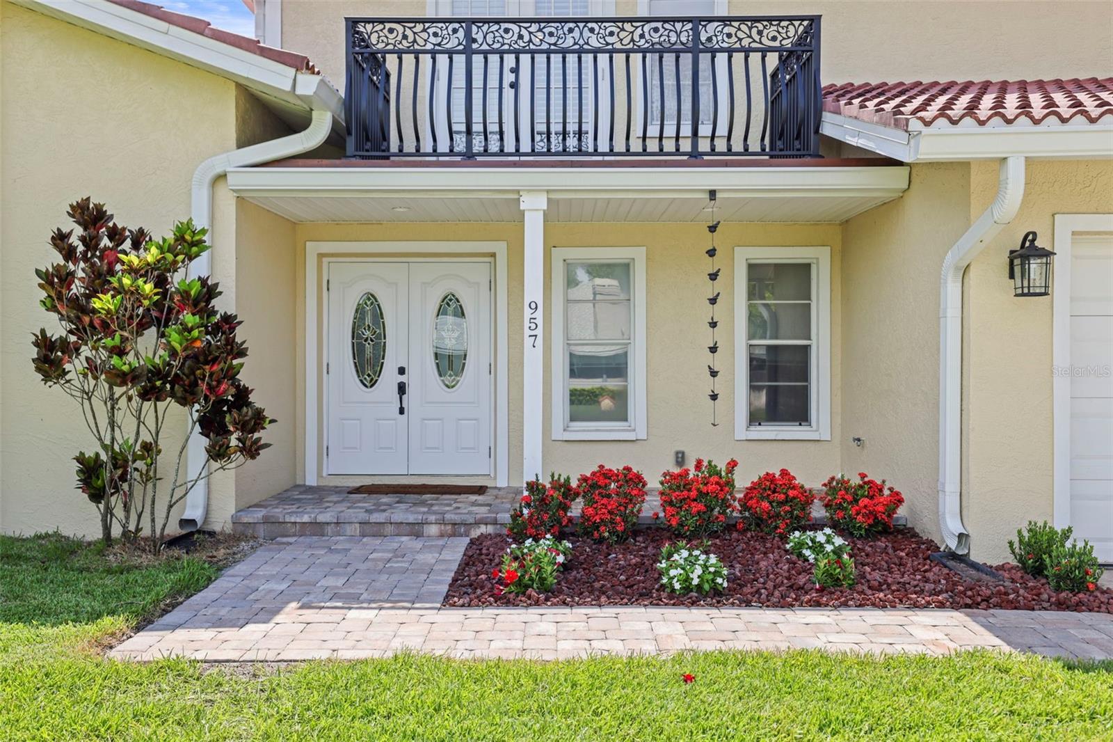 957 WEATHERSFIELD DRIVE