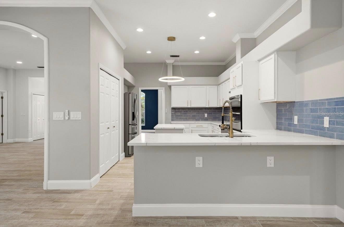 VENICE GOLF & COUNTRY CLUB - Residential