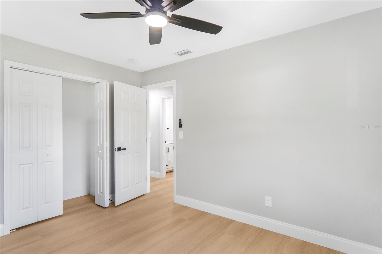 EAST ORLANDO - Residential