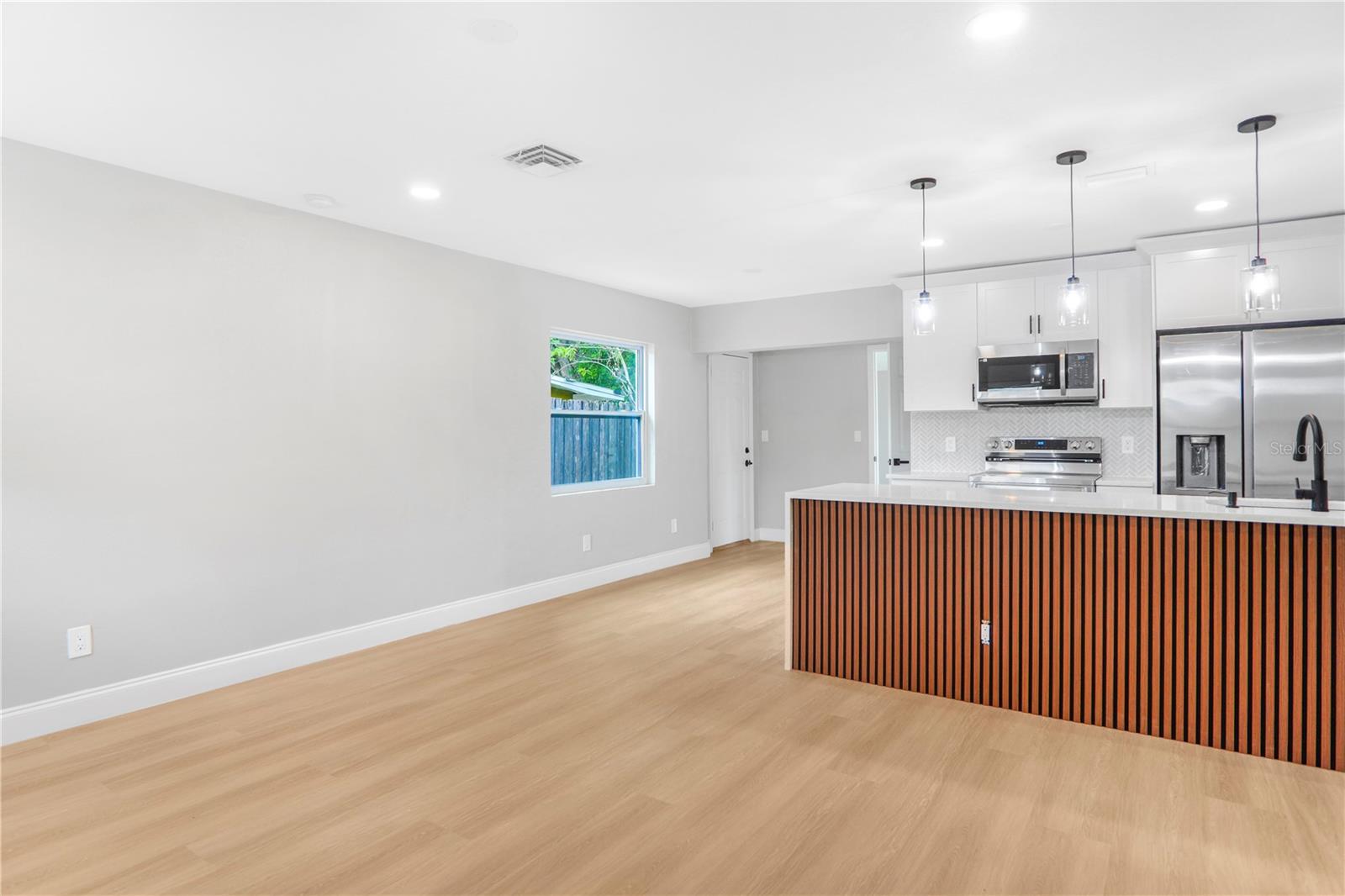 EAST ORLANDO - Residential