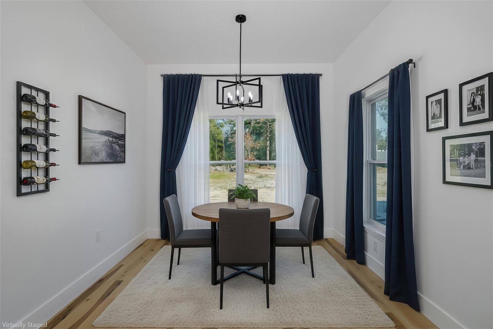 ROYAL HIGHLANDS - Residential