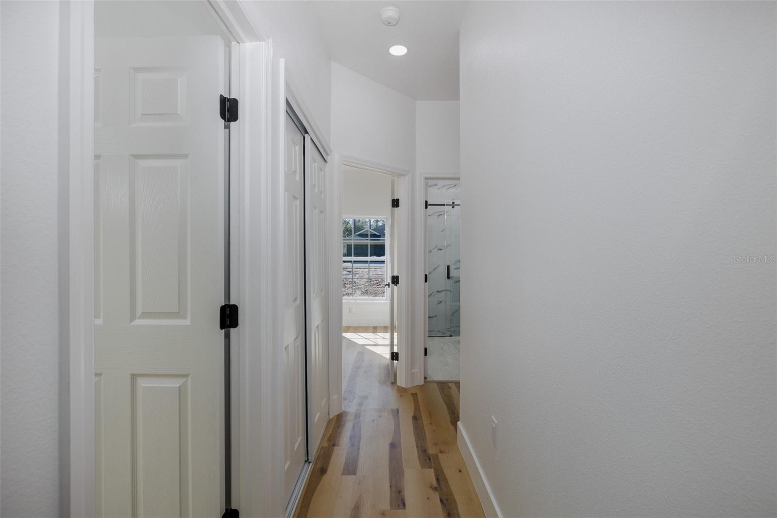 ROYAL HIGHLANDS - Residential