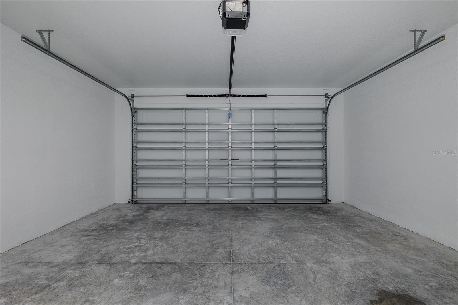 ROYAL HIGHLANDS - Residential