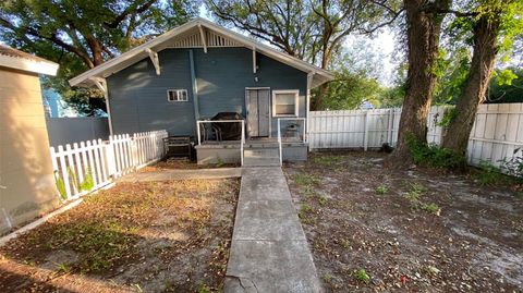 A home in TAMPA