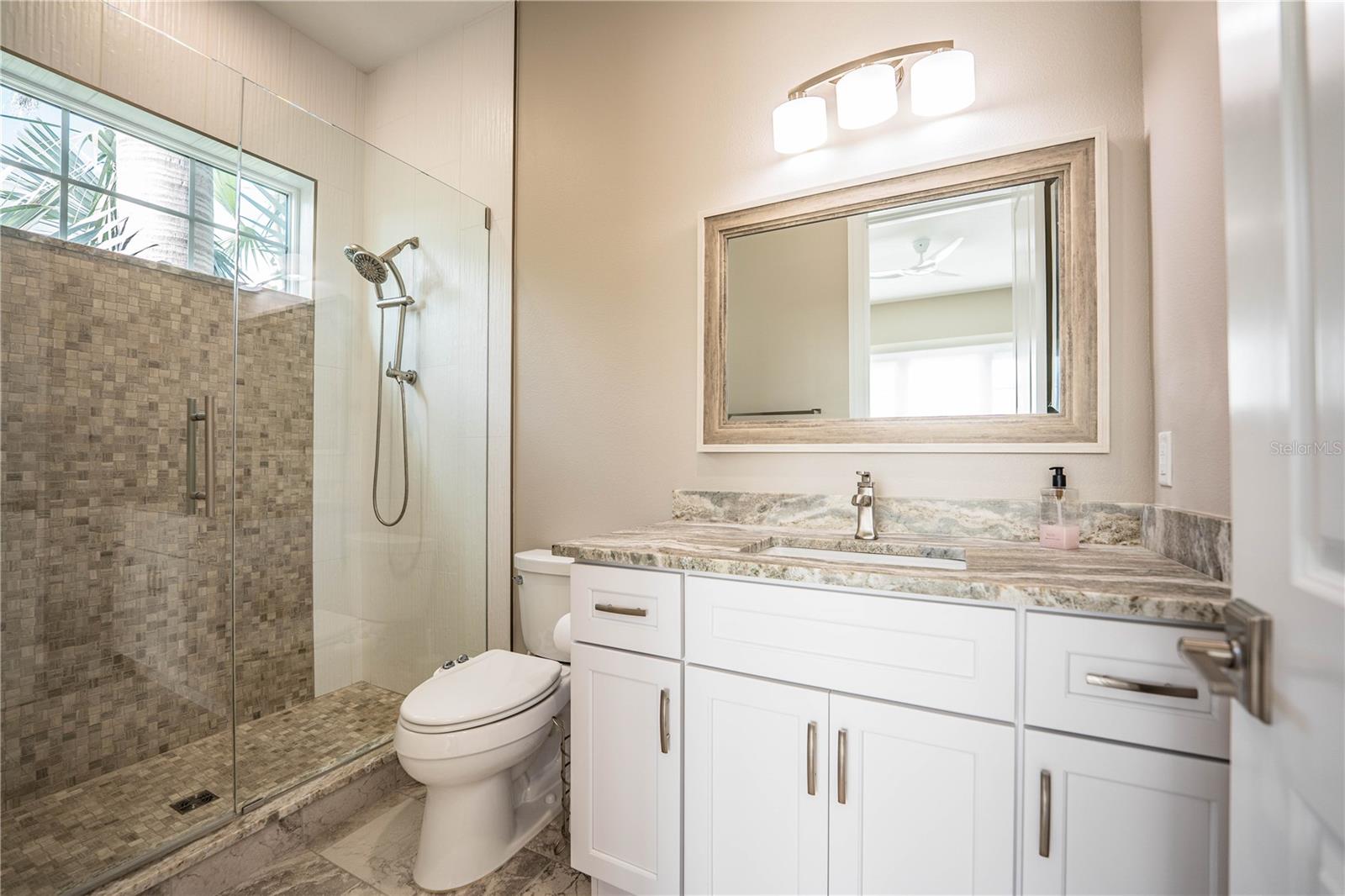 BAHIA SHORES 6TH ADD LOT 9 - Residential