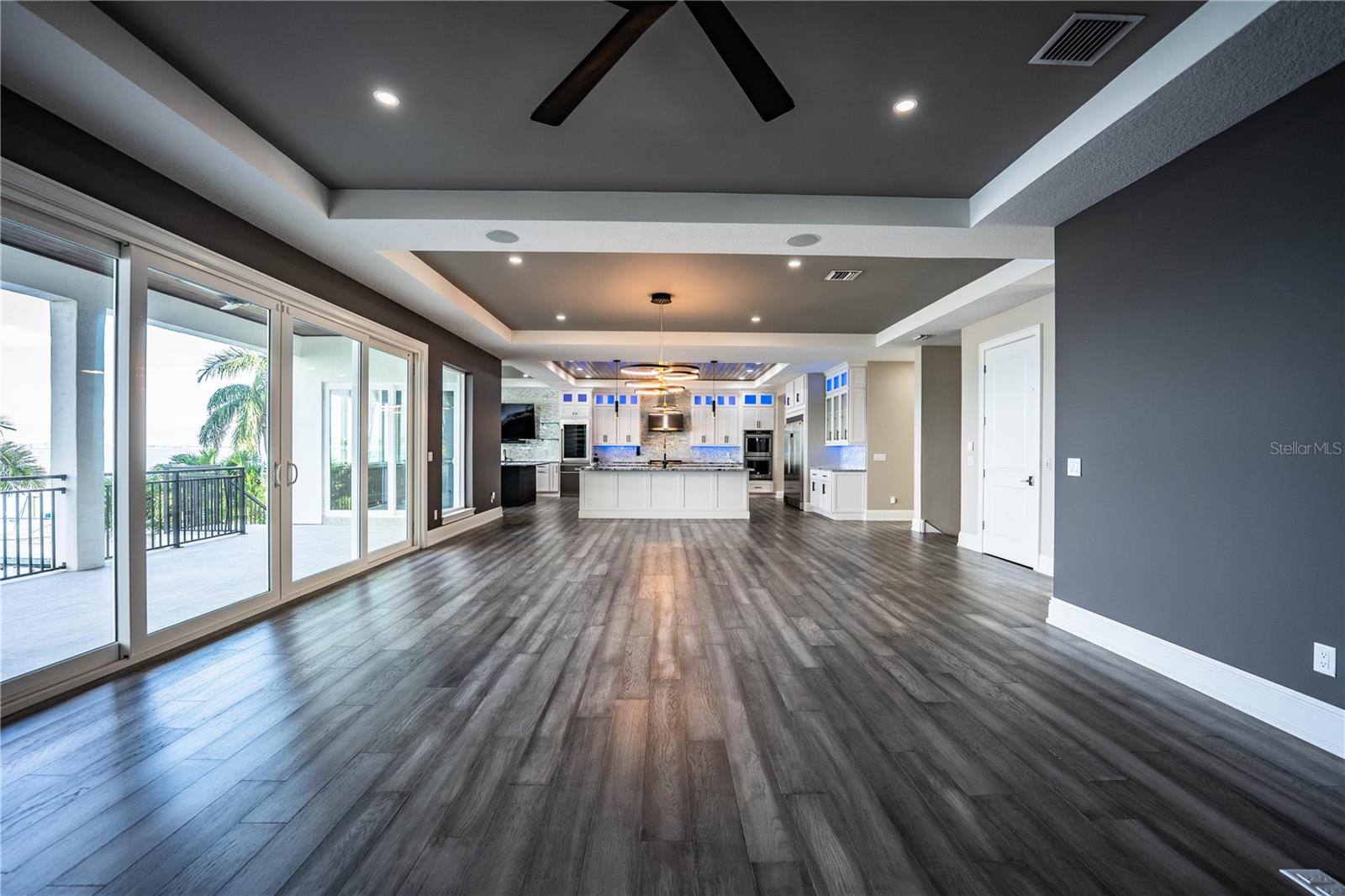 BAHIA SHORES 6TH ADD LOT 9 - Residential