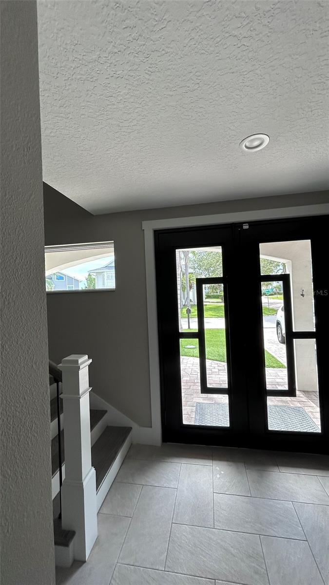 BAHIA SHORES 6TH ADD LOT 9 - Residential