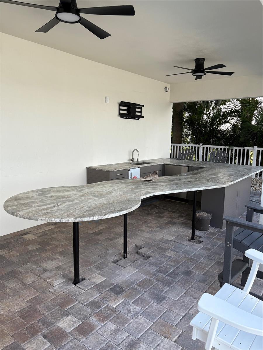 BAHIA SHORES 6TH ADD LOT 9 - Residential