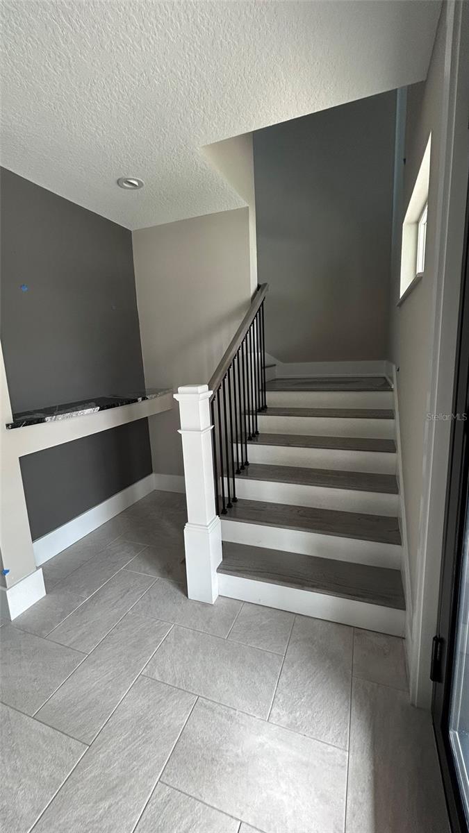 BAHIA SHORES 6TH ADD LOT 9 - Residential