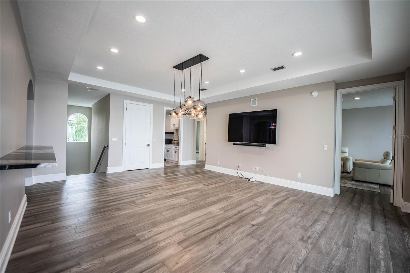 BAHIA SHORES 6TH ADD LOT 9 - Residential