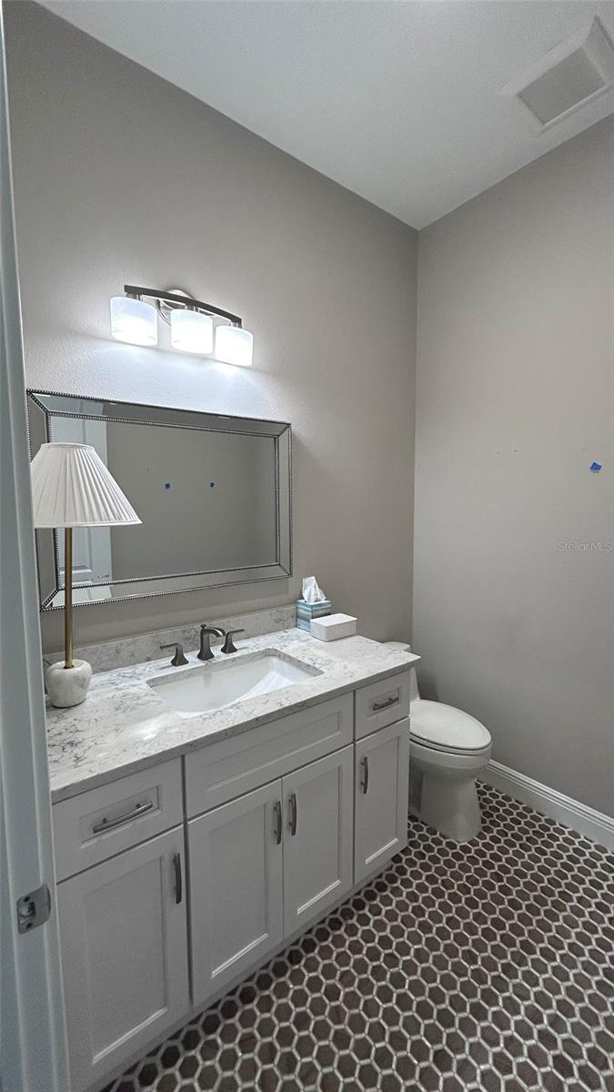 BAHIA SHORES 6TH ADD LOT 9 - Residential