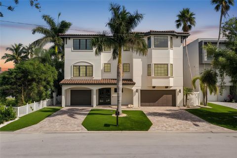 Photo of 5845 Bahia Way S. Way W, St Pete Beach, FL 33706 (MLS # L4956297)