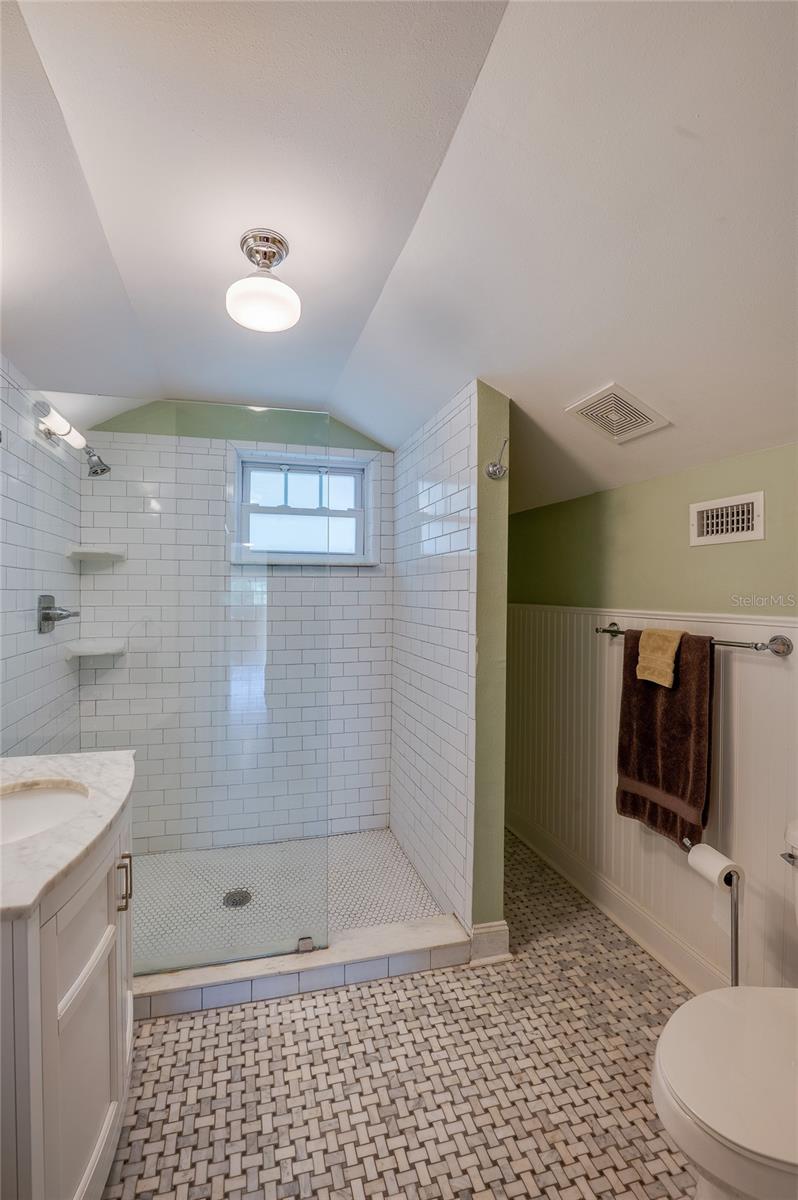 EAST DAYTONA - Residential