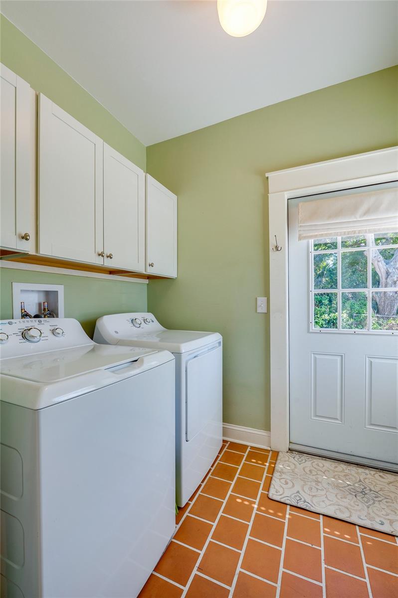 EAST DAYTONA - Residential