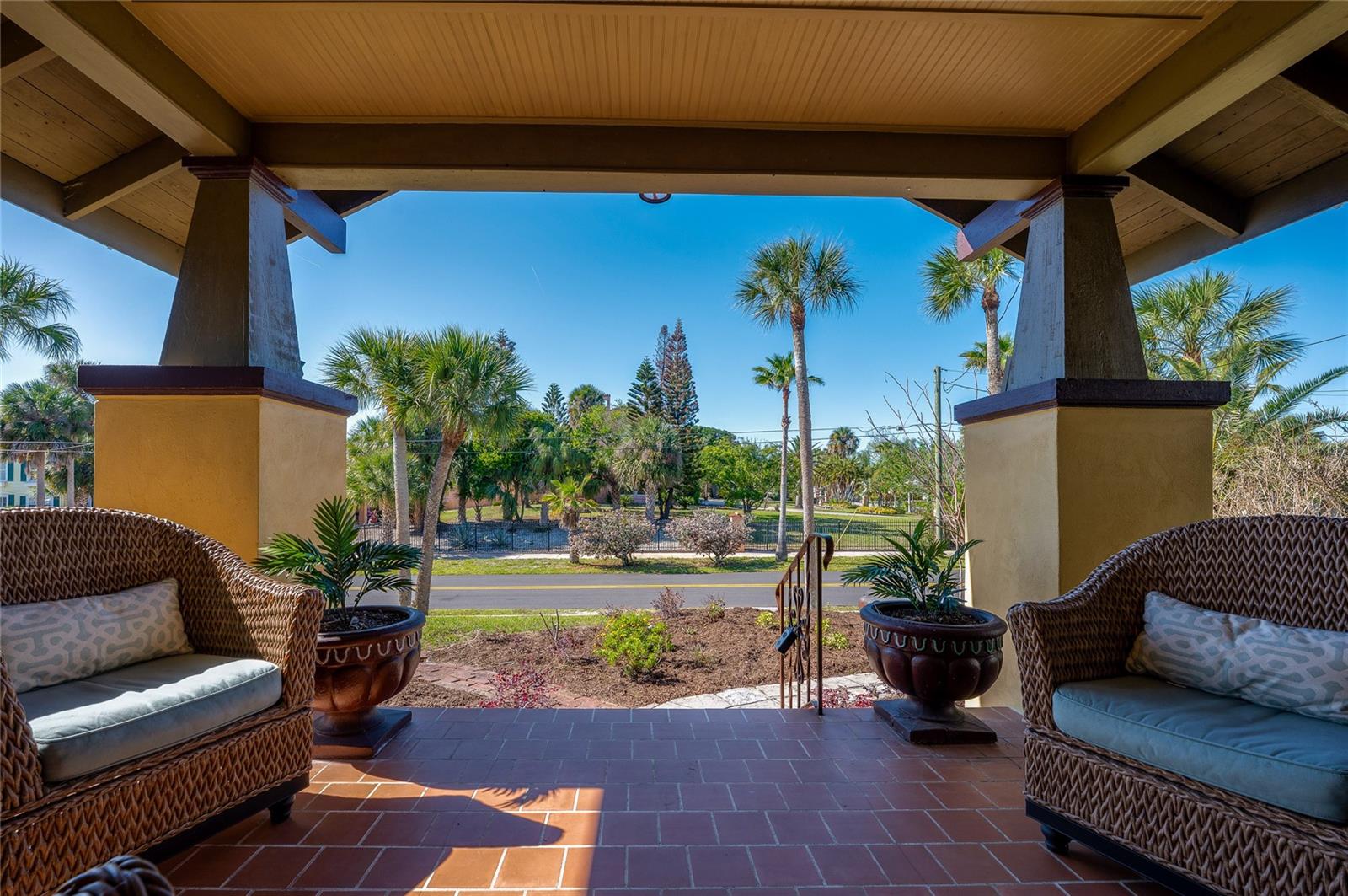 EAST DAYTONA - Residential