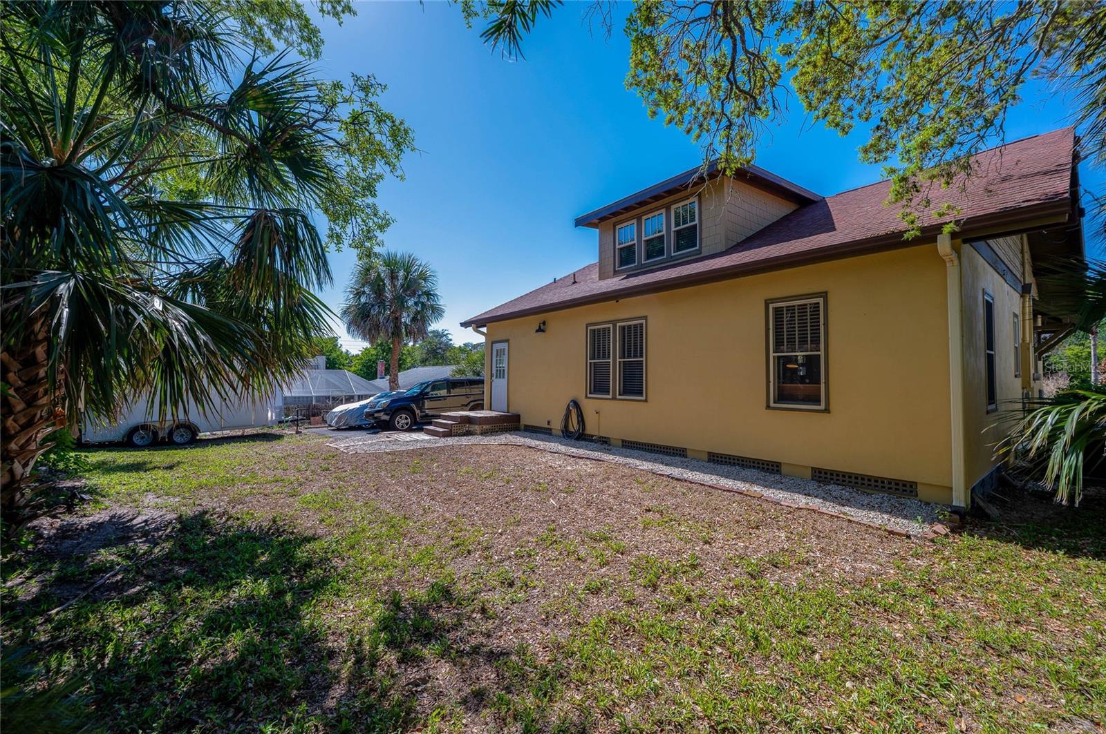 EAST DAYTONA - Residential