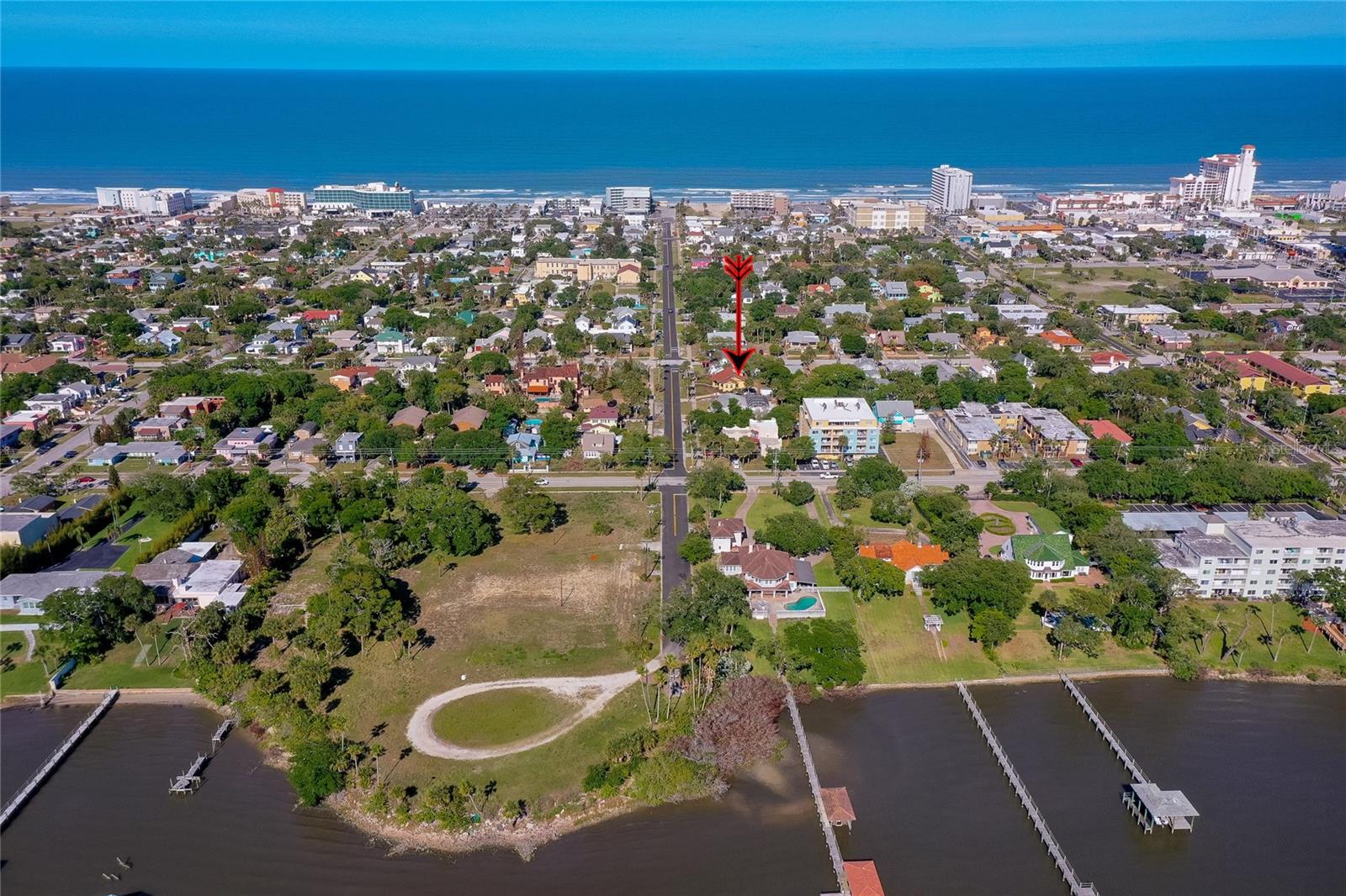 220 RIVERVIEW BOULEVARD