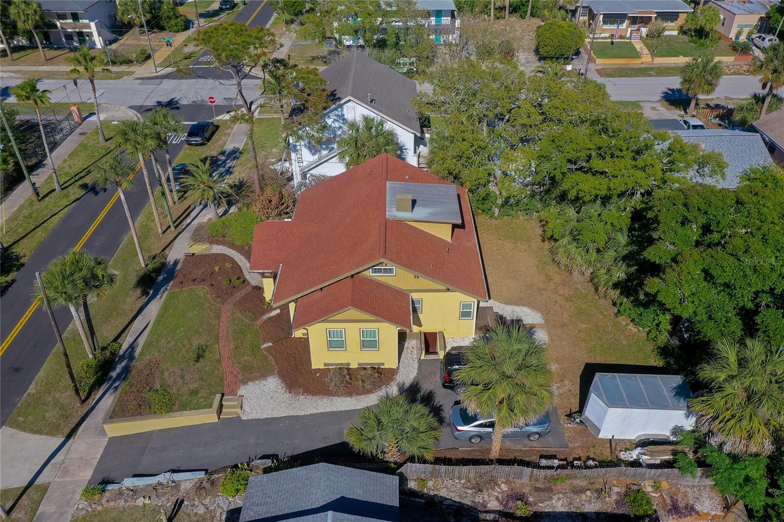 220 RIVERVIEW BOULEVARD