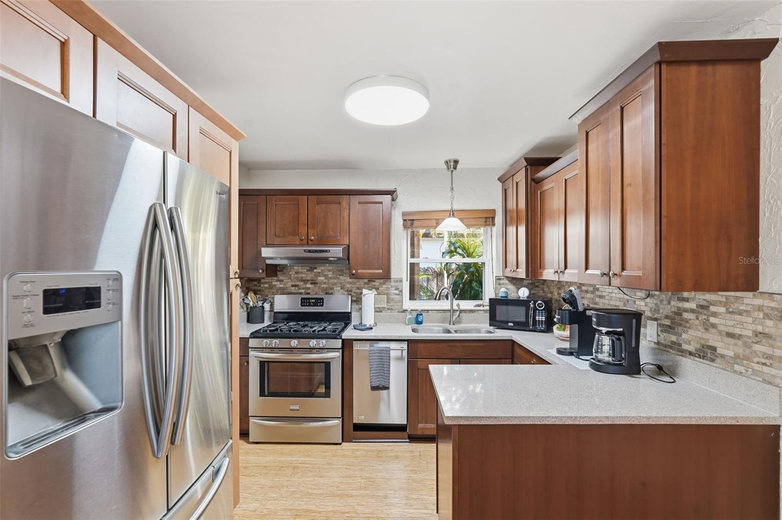 NORTH ST PETERSBURG - Residential