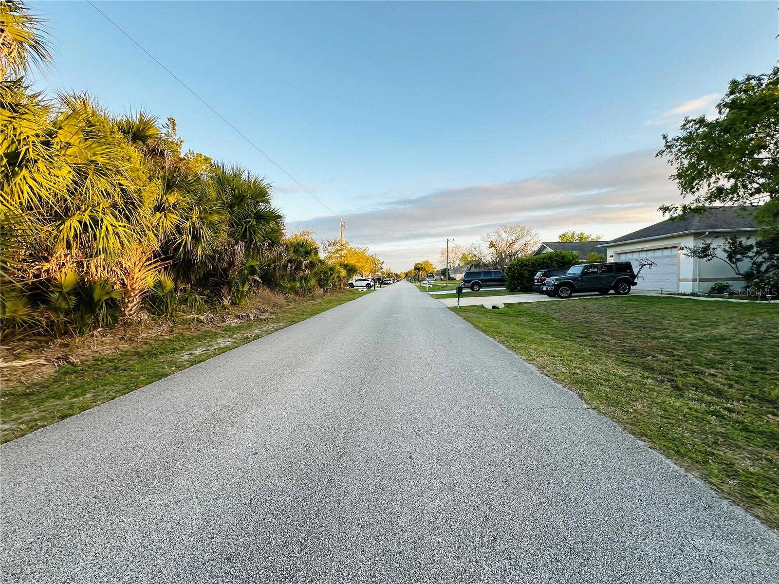 60 CORAL REEF COURT N