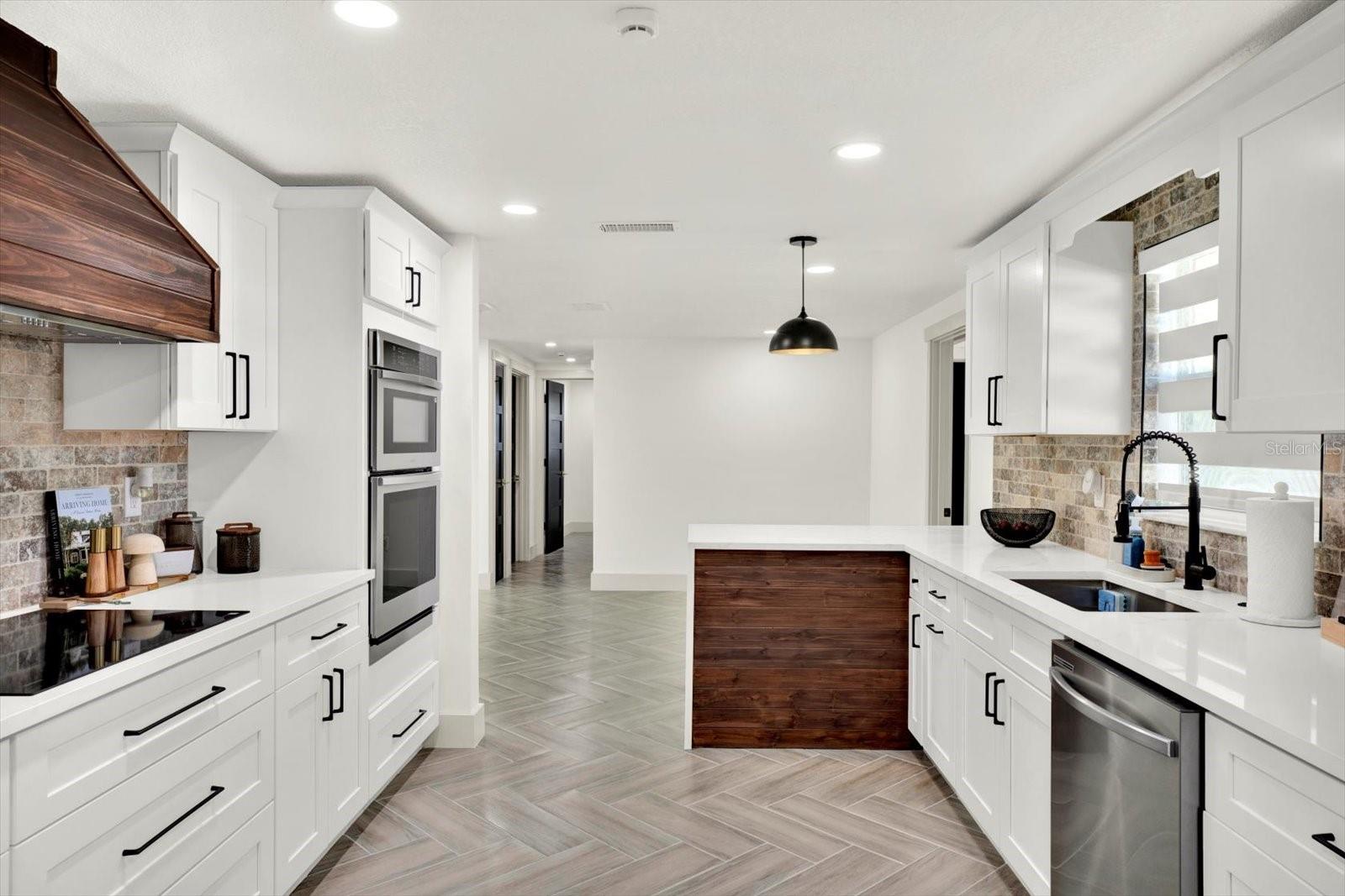 CREST RIDGE GARDENS - Residential