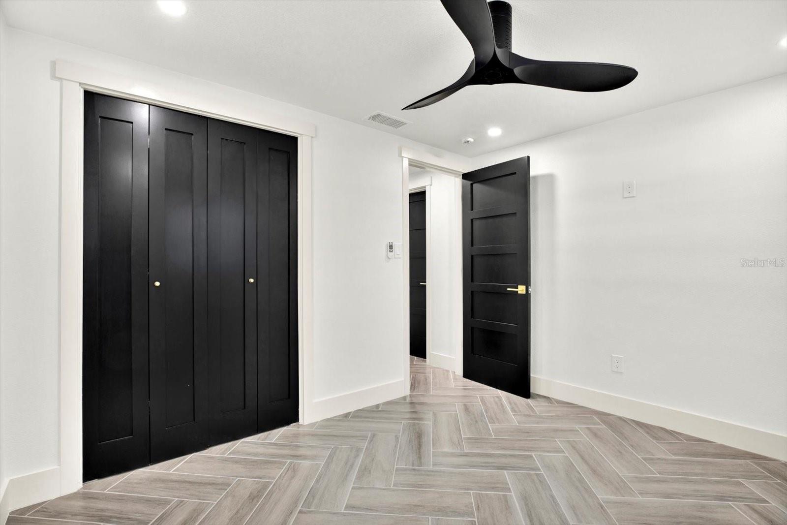 CREST RIDGE GARDENS - Residential