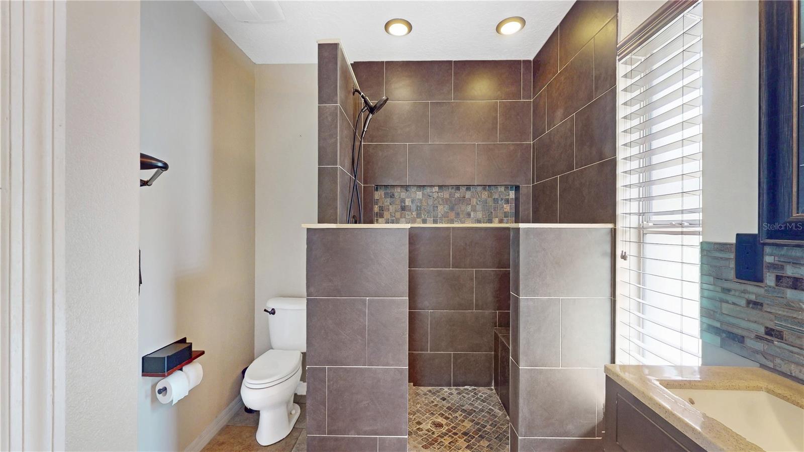 SECRET HILL SUB - Residential