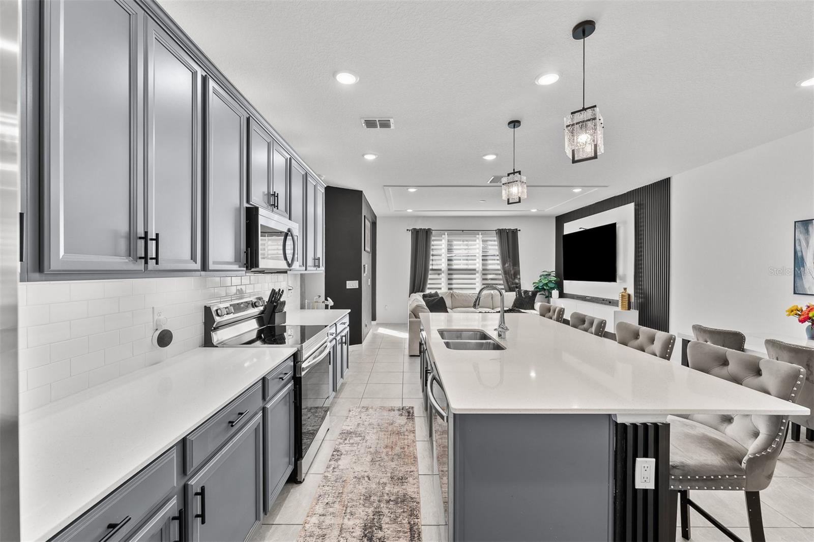 MEZZANO - Residential