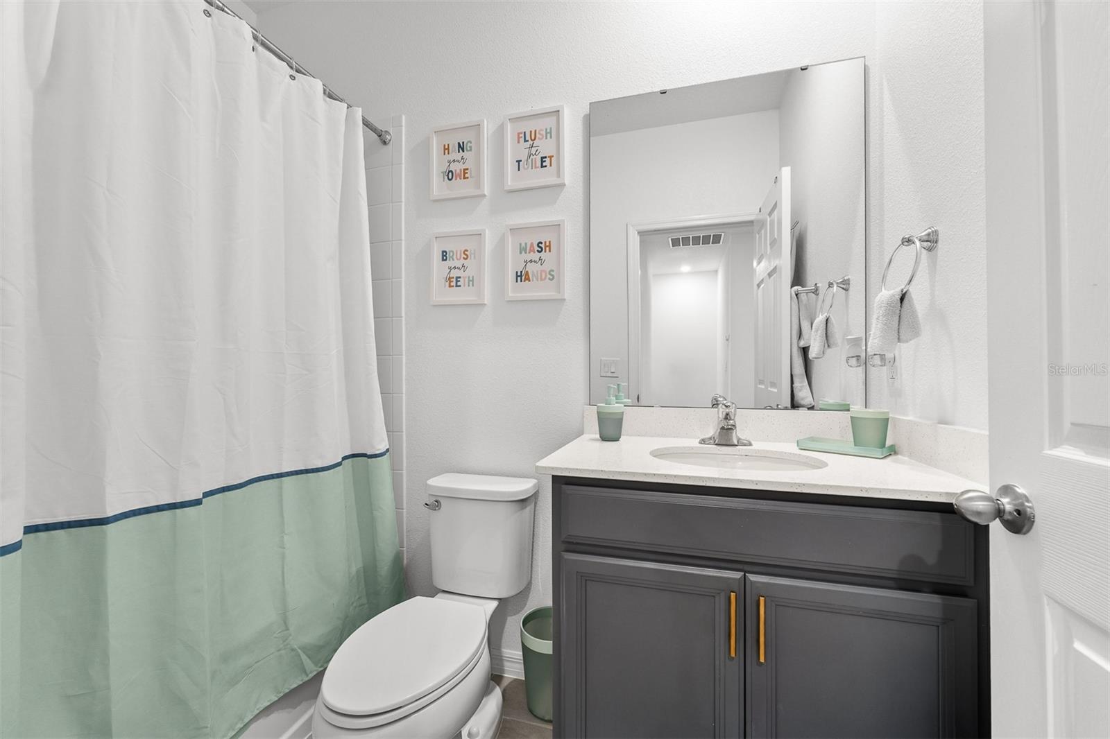 MEZZANO - Residential