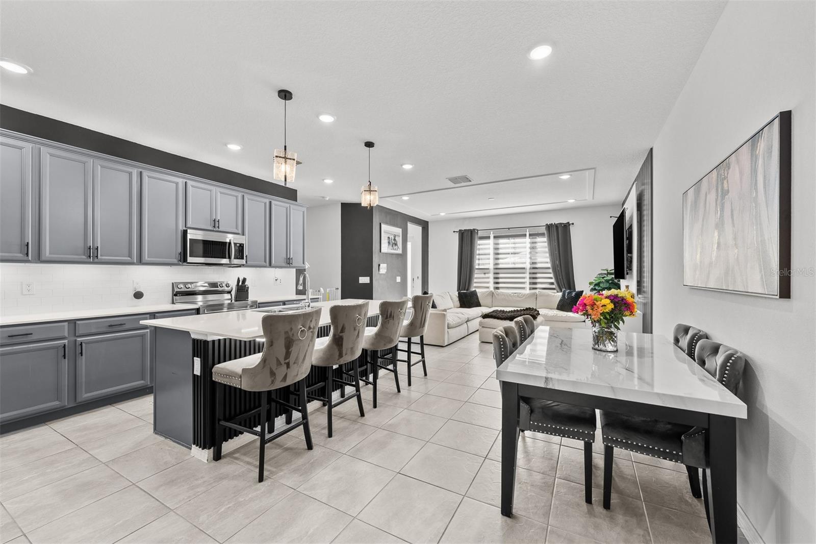 MEZZANO - Residential