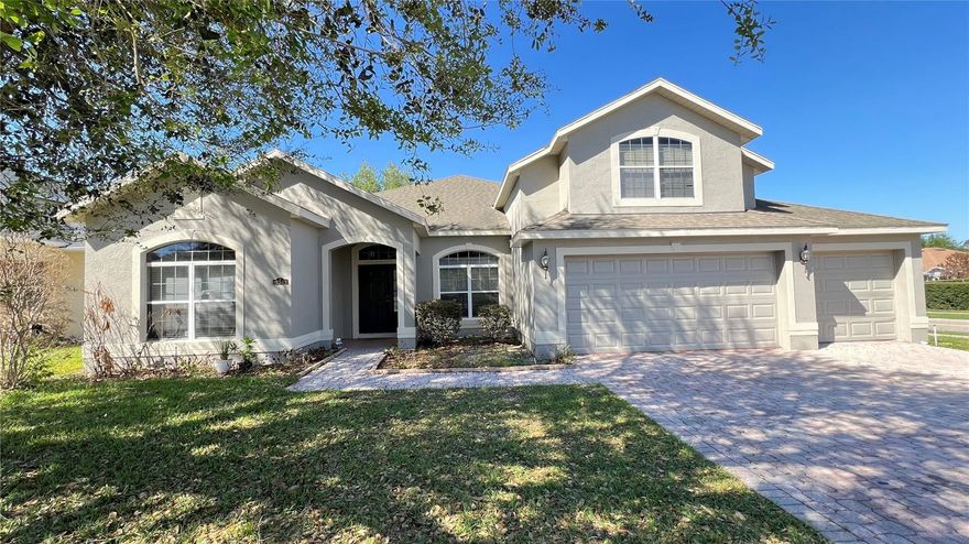 This is a beautiful, spacious 4-bedroom, 2-bath, 2 Story family home with 2587 sq ft of open living space. Tile in the common areas, and Wood Floors in the bedrooms. Interior flows with an open kitchen and a family room with a separate dining area. This property features a Bonus Room on the 2nd Floor Perfect for Movie Room/Family Room or office. All appliances included. 

This home is in the Tradds Landing Community in Clermont, FL. Community features a Community Pool. Approximately 10.5 miles away from Disney Main gate, by highway 27, very close to Wal-Mart Super Center, Lowe's, post office, banks, restaurants, gas station, library, and a lot of convenience stores.