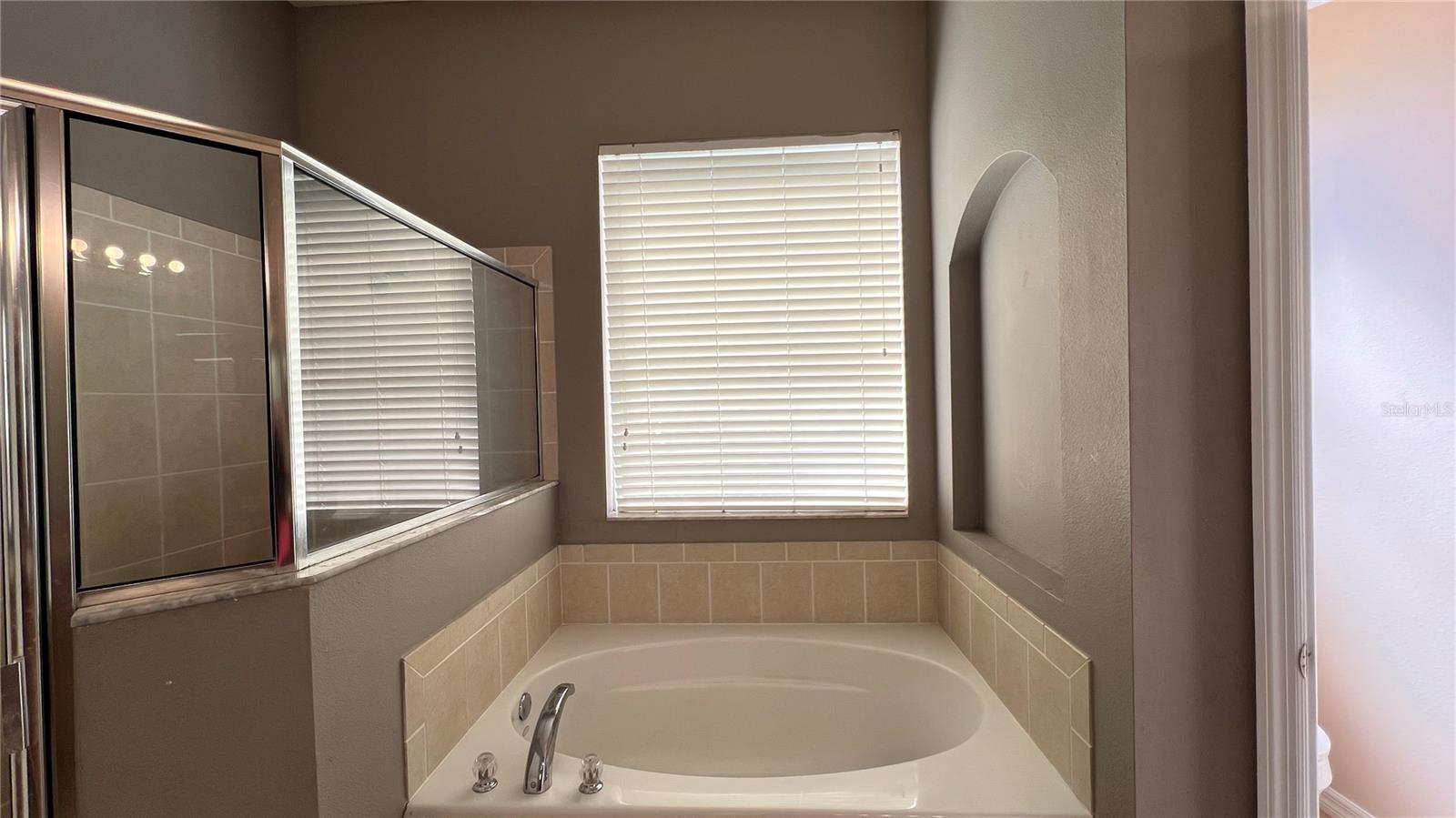 TRADDS LNDG - Residential Lease