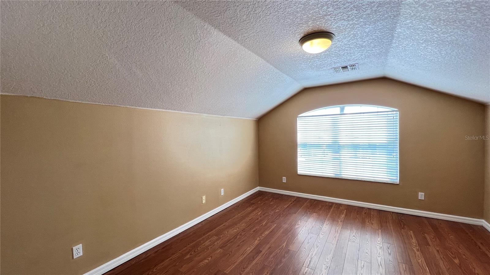 TRADDS LNDG - Residential Lease