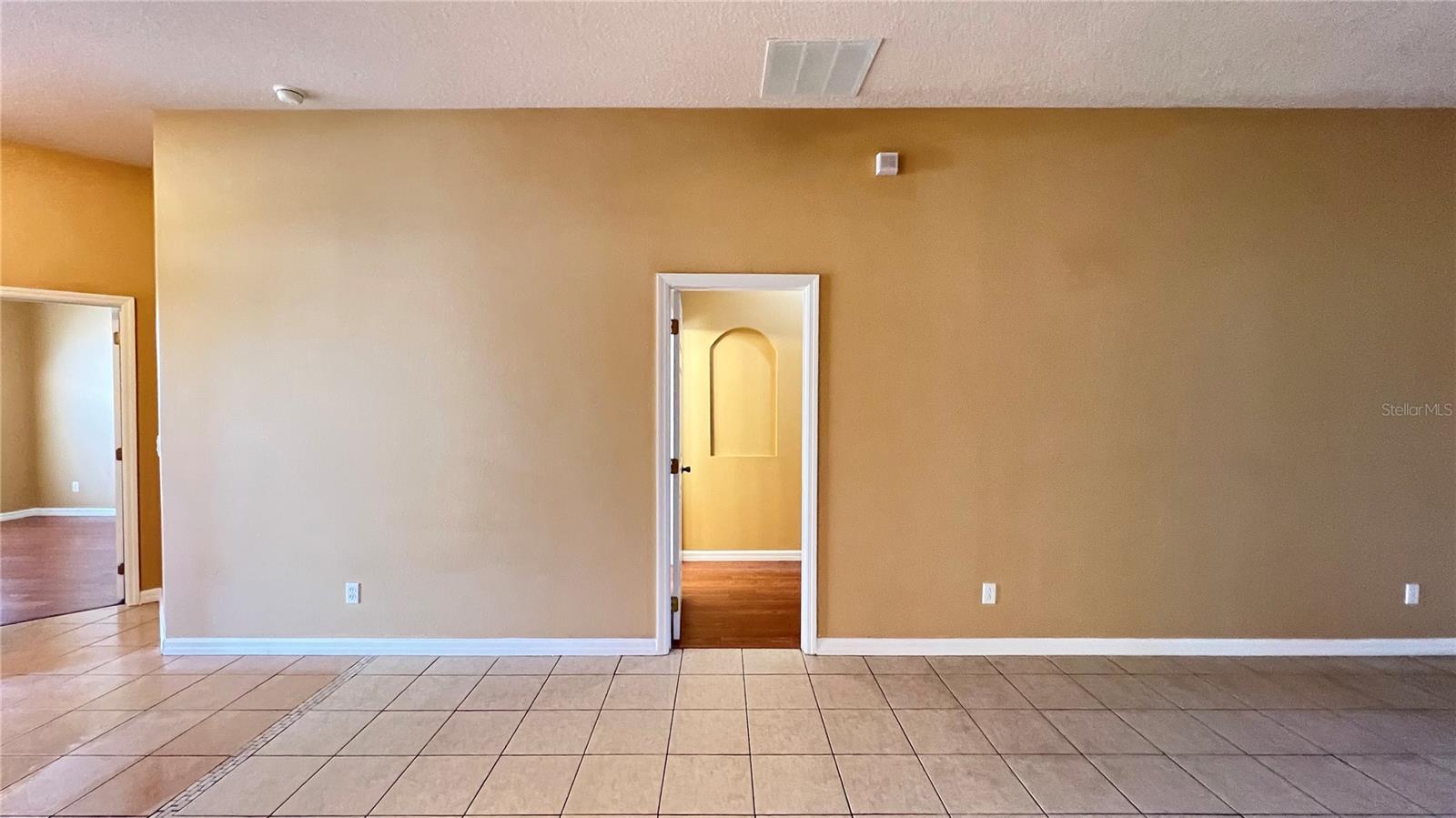 TRADDS LNDG - Residential Lease