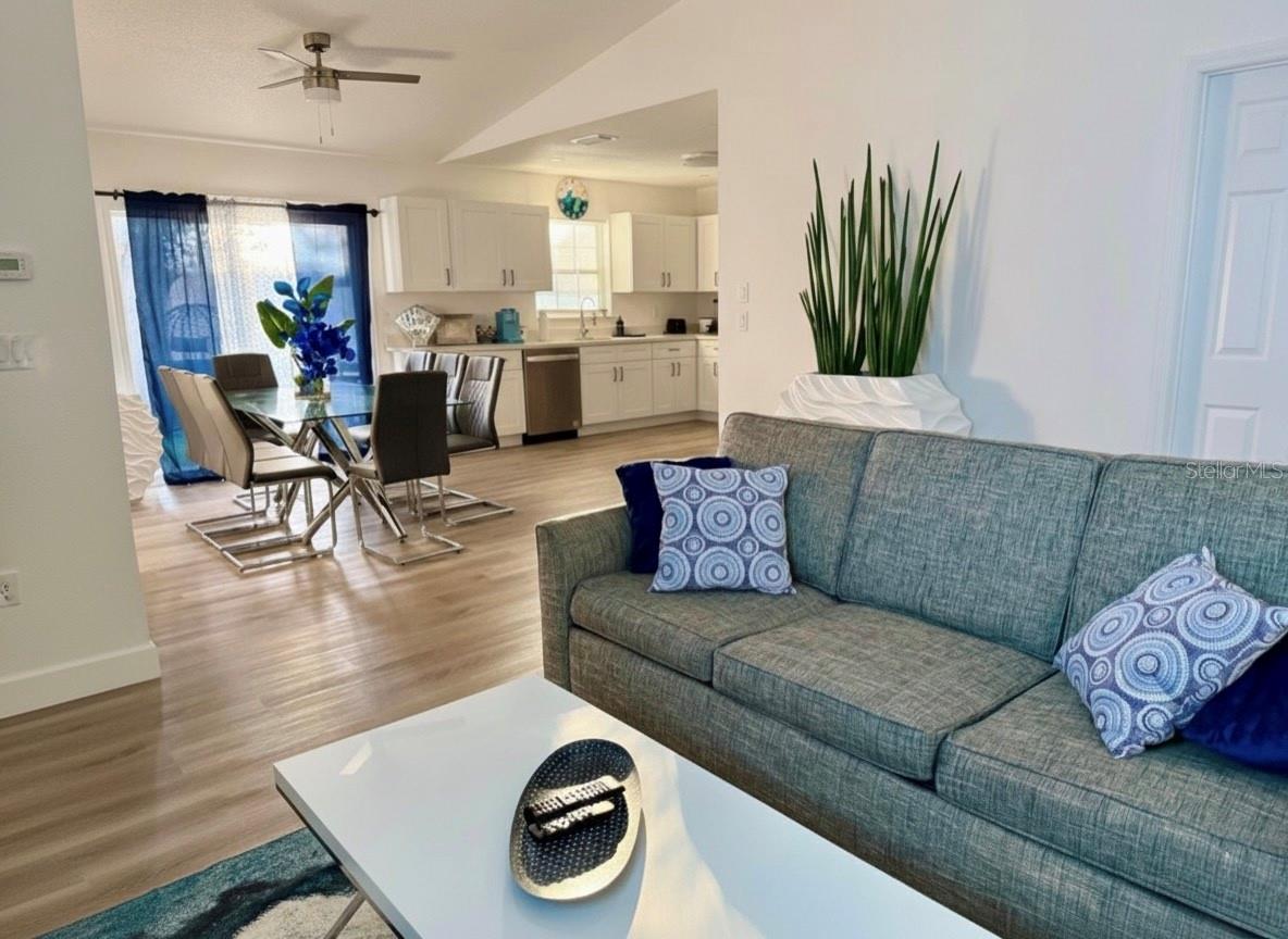 FLORIDA RIVIERA 2 - Residential