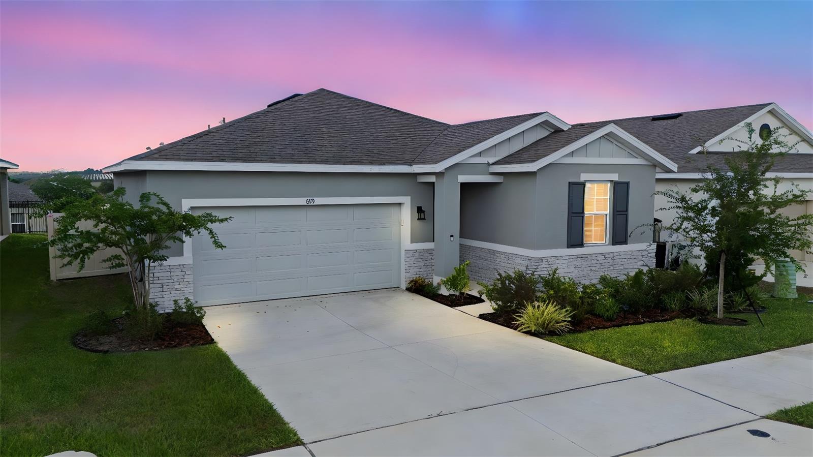 MABEL PLACE - Residential