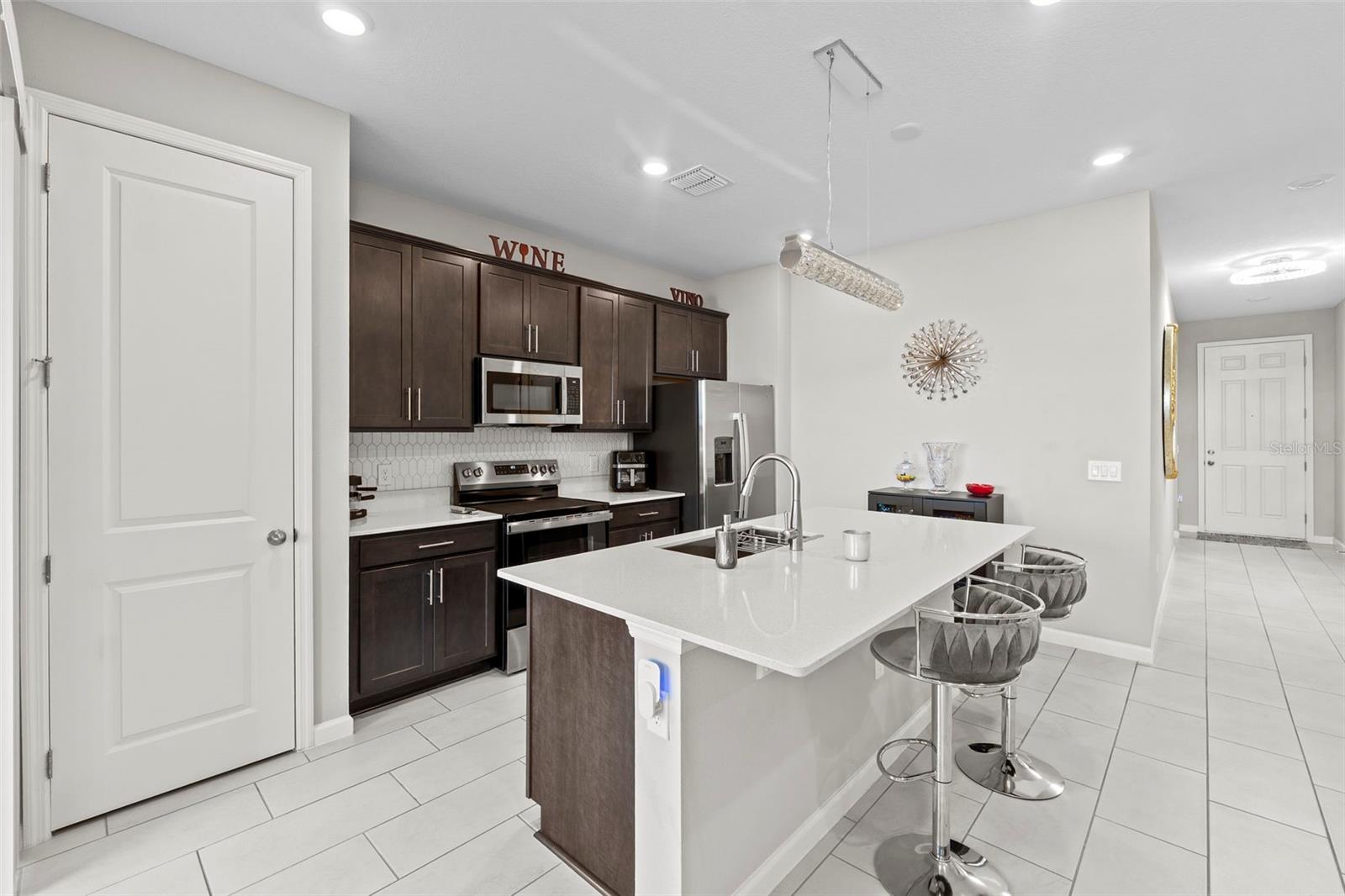MABEL PLACE - Residential