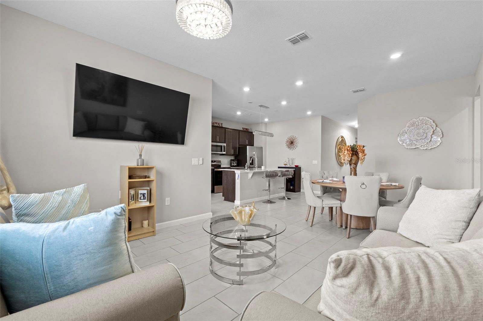 MABEL PLACE - Residential
