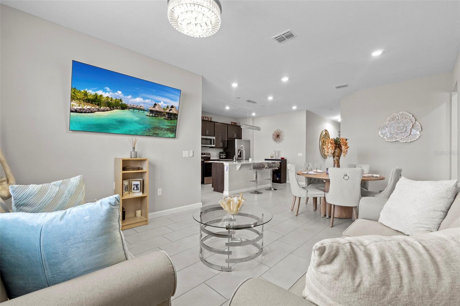 MABEL PLACE - Residential