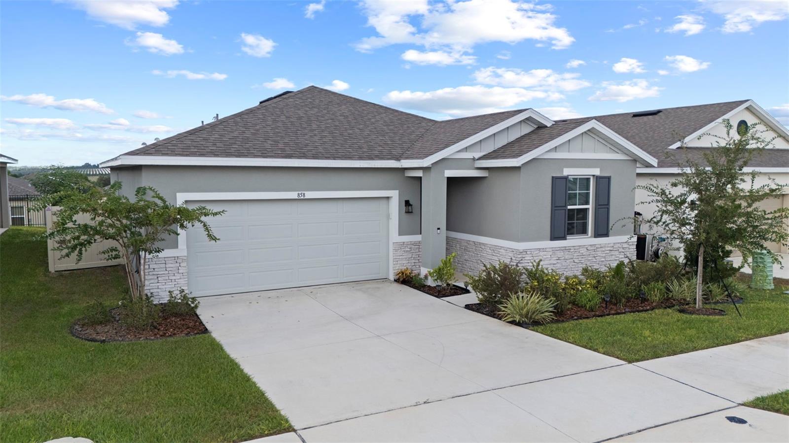 MABEL PLACE - Residential