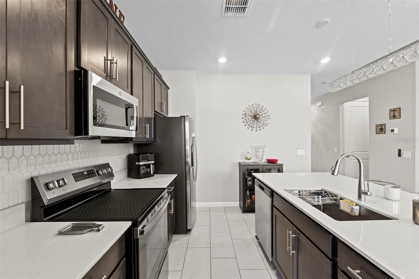 MABEL PLACE - Residential