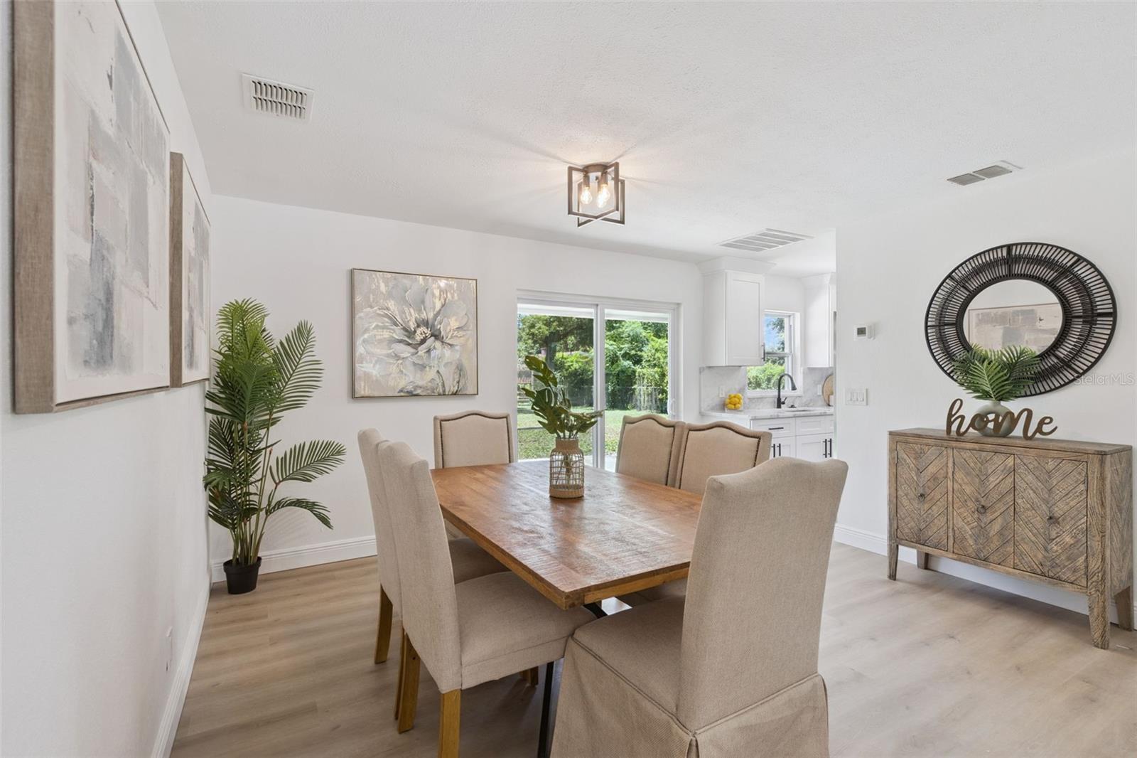 5327 RUNDLE ROAD