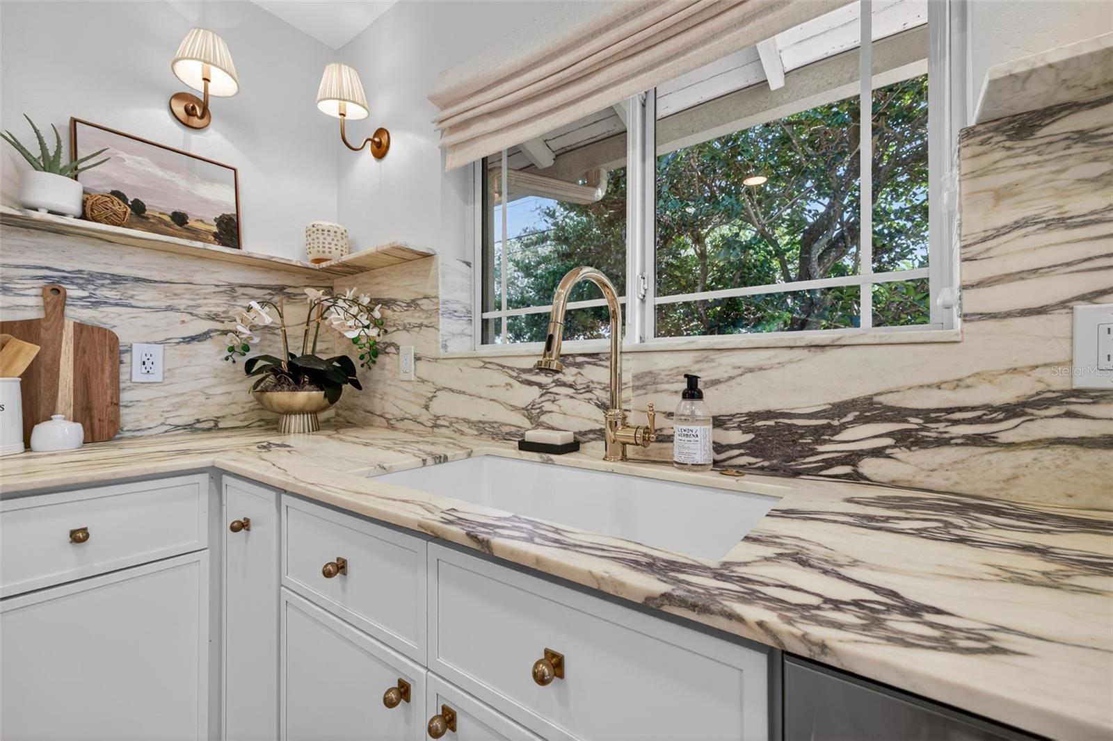 BARNARD ERASTUS A S REV SUB - Residential